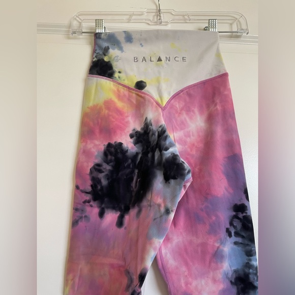 Balance Athletica (Vitality) Atmos Cloud Pant in Thunderstorm - Picture 5 of 13